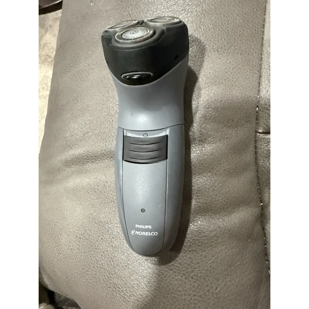 Philips Norelco 6955xl Cordless Rechargeable Men's Electric Shaver‎